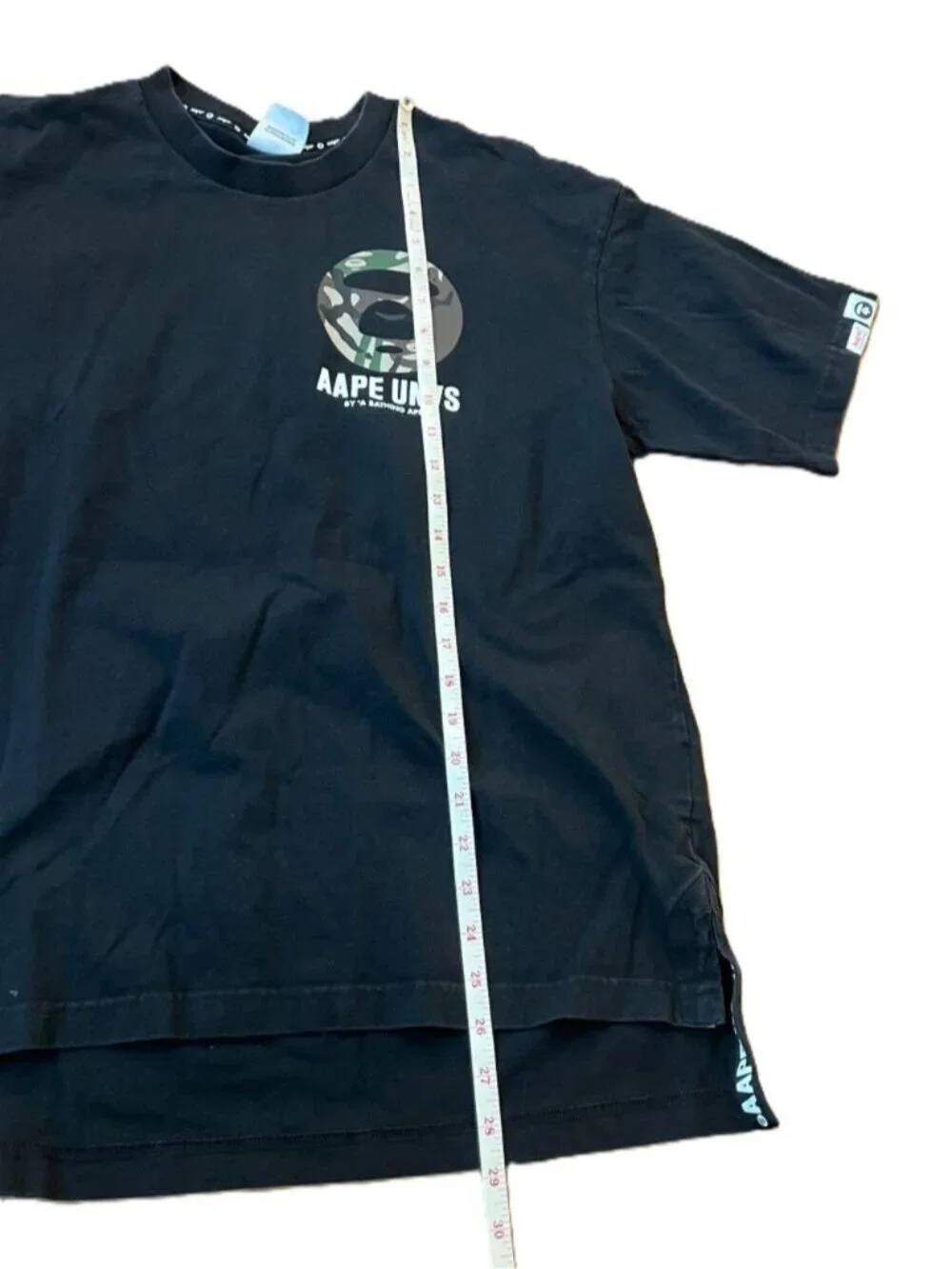 AAPE UNIVERSE by A Bathing Ape BAPE Black T-Shirt Camo Bones Accent Size Medium